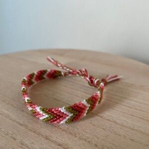 10/$25 Wild Strawberries Woven Bracelet